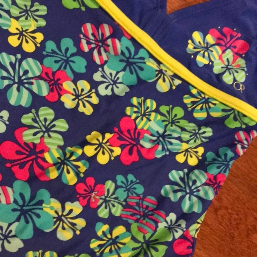 6/$20 Super cute Girl’s OP swimsuit XL